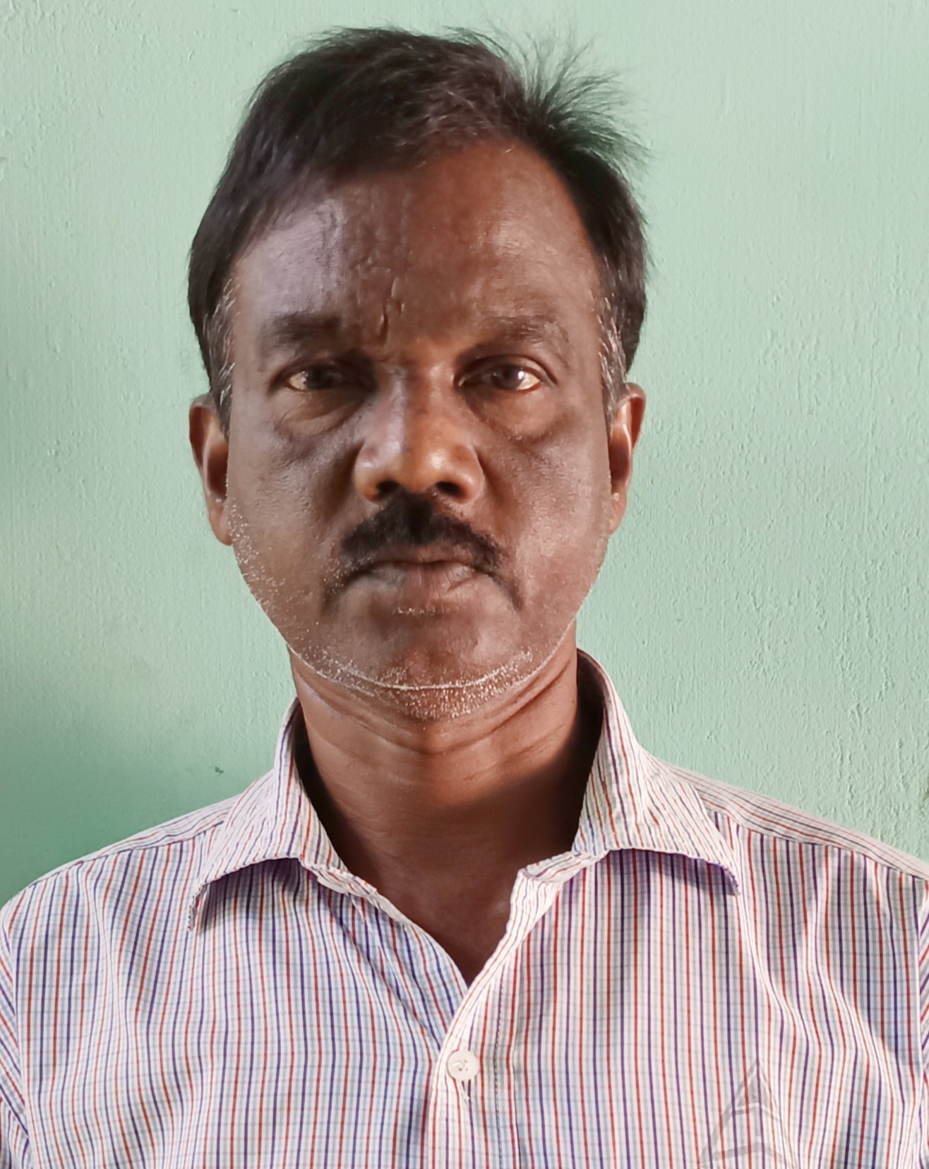 LEO  LAKRA